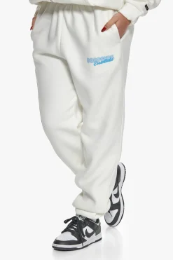 ESSENTIAL CREW SWEAT JOGGER CREAM WHITE