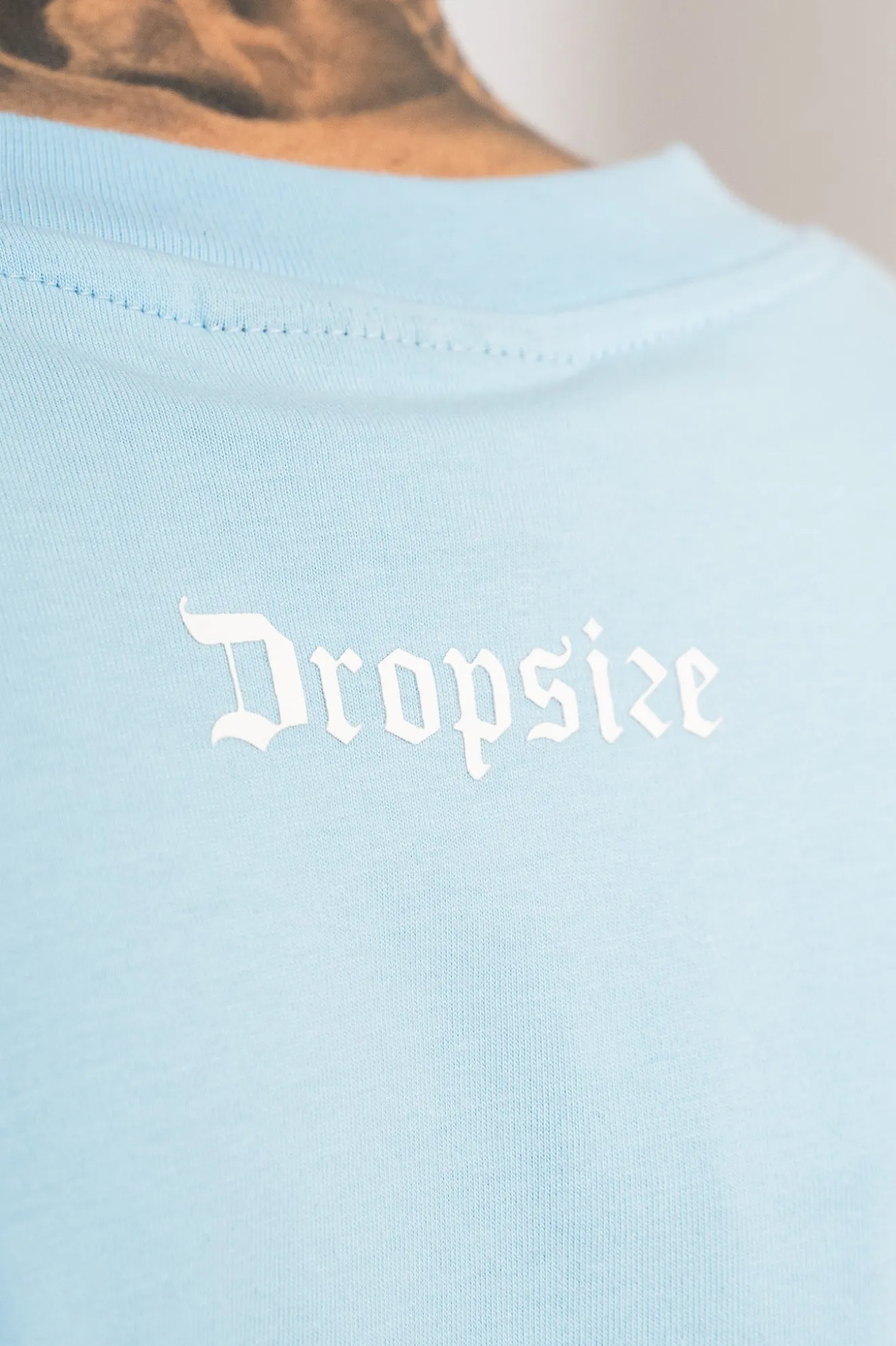 HEAVY BROKEN DREAMS T-SHIRT BABY BLUE