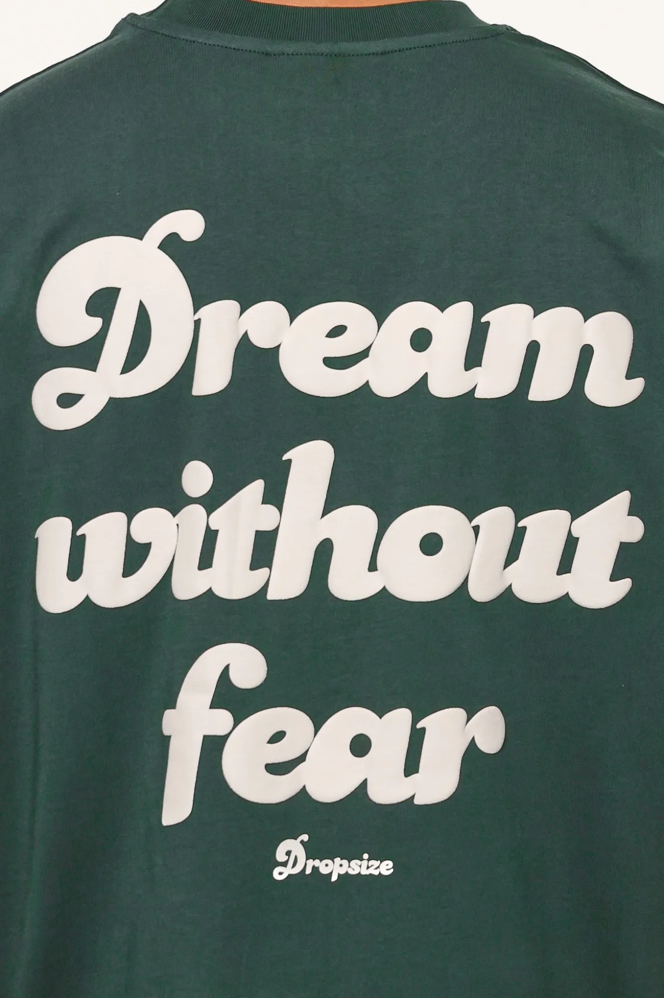 HEAVY DREAM WITHOUT FEAR T-SHIRT PINENEEDLE