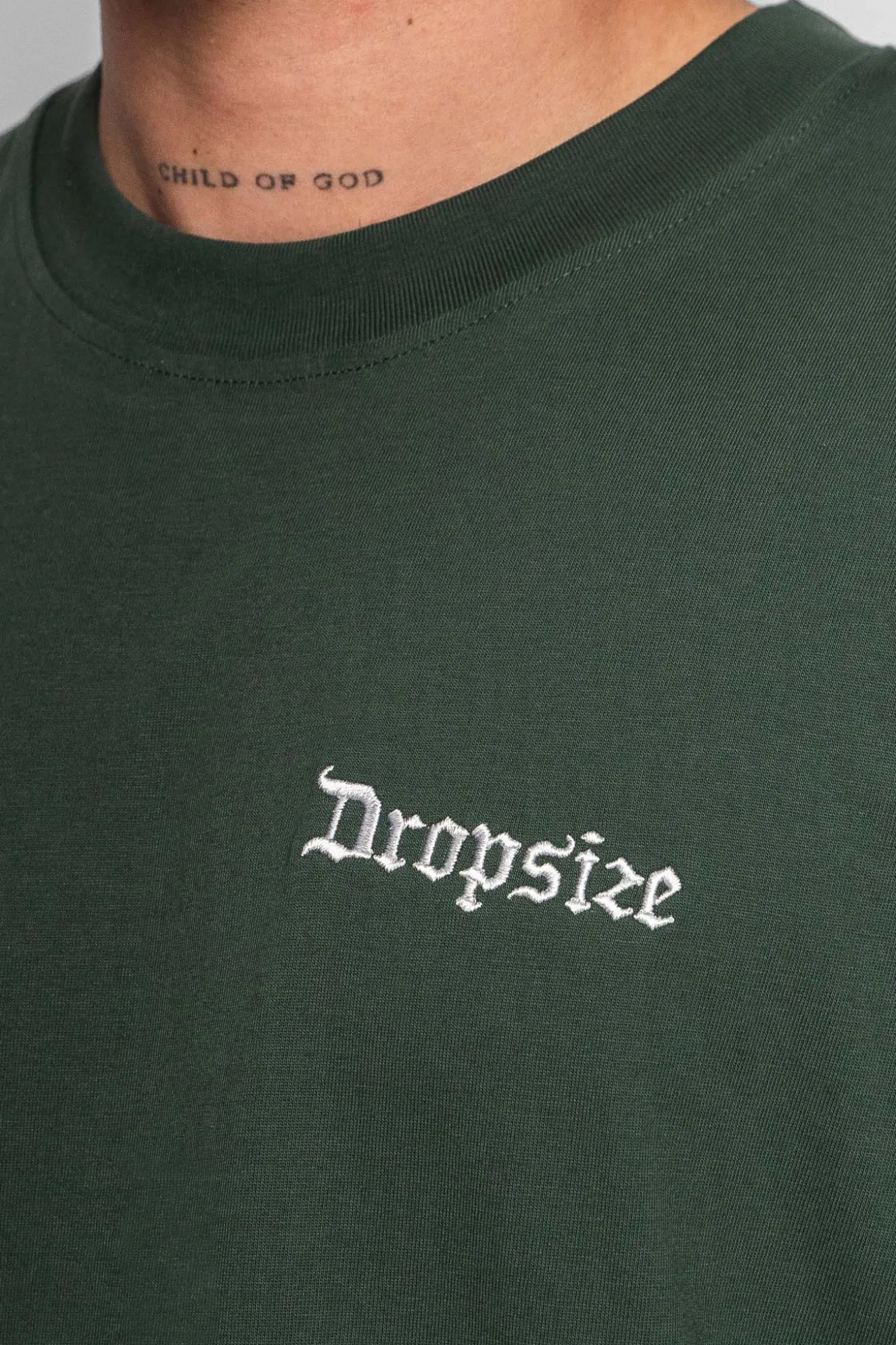 HEAVY EMBO T-SHIRT DARK GREEN