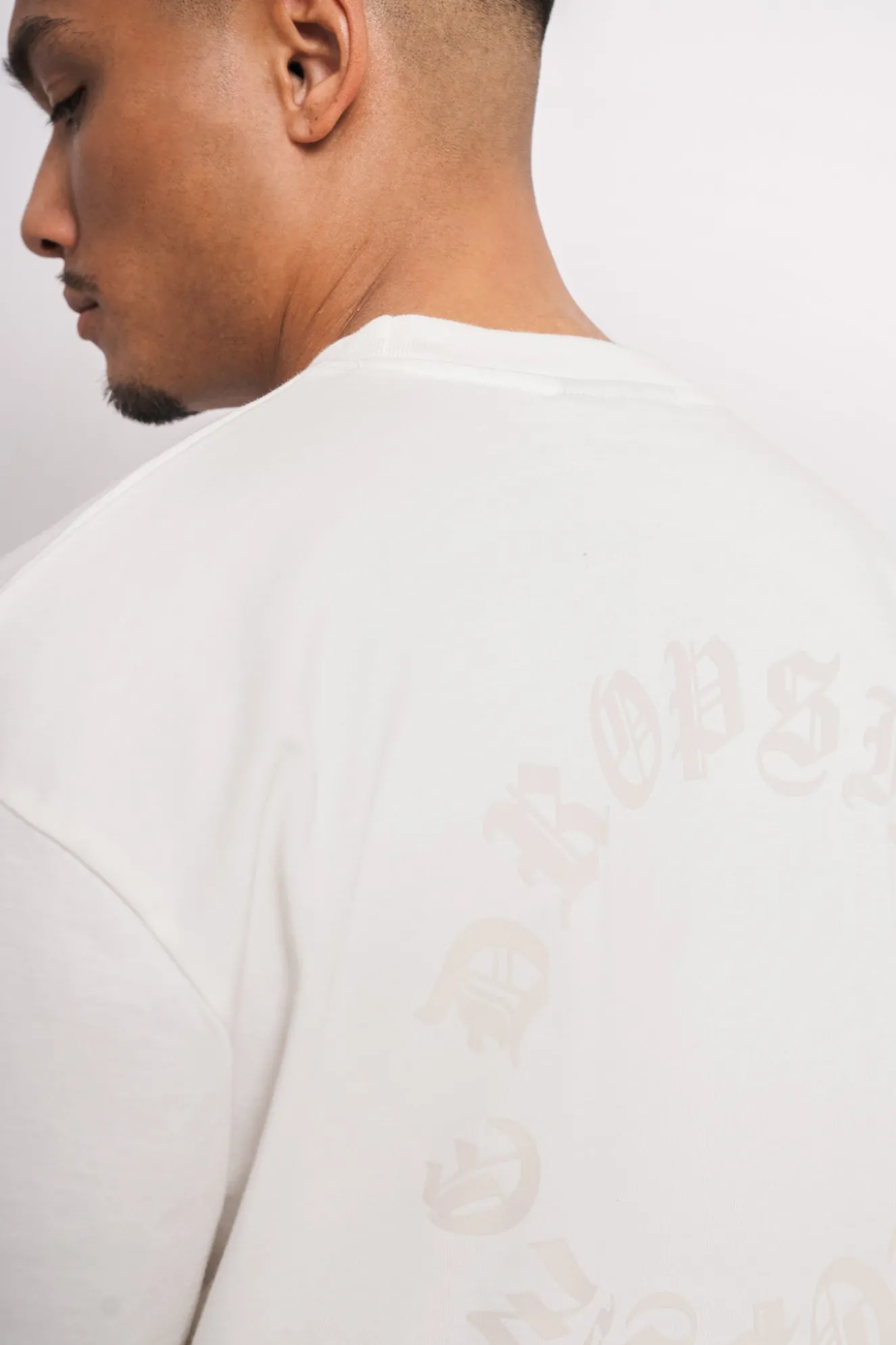 HEAVY OVERSIZE CIRCLE DESIGN T-SHIRT CREAM/ COCONUT