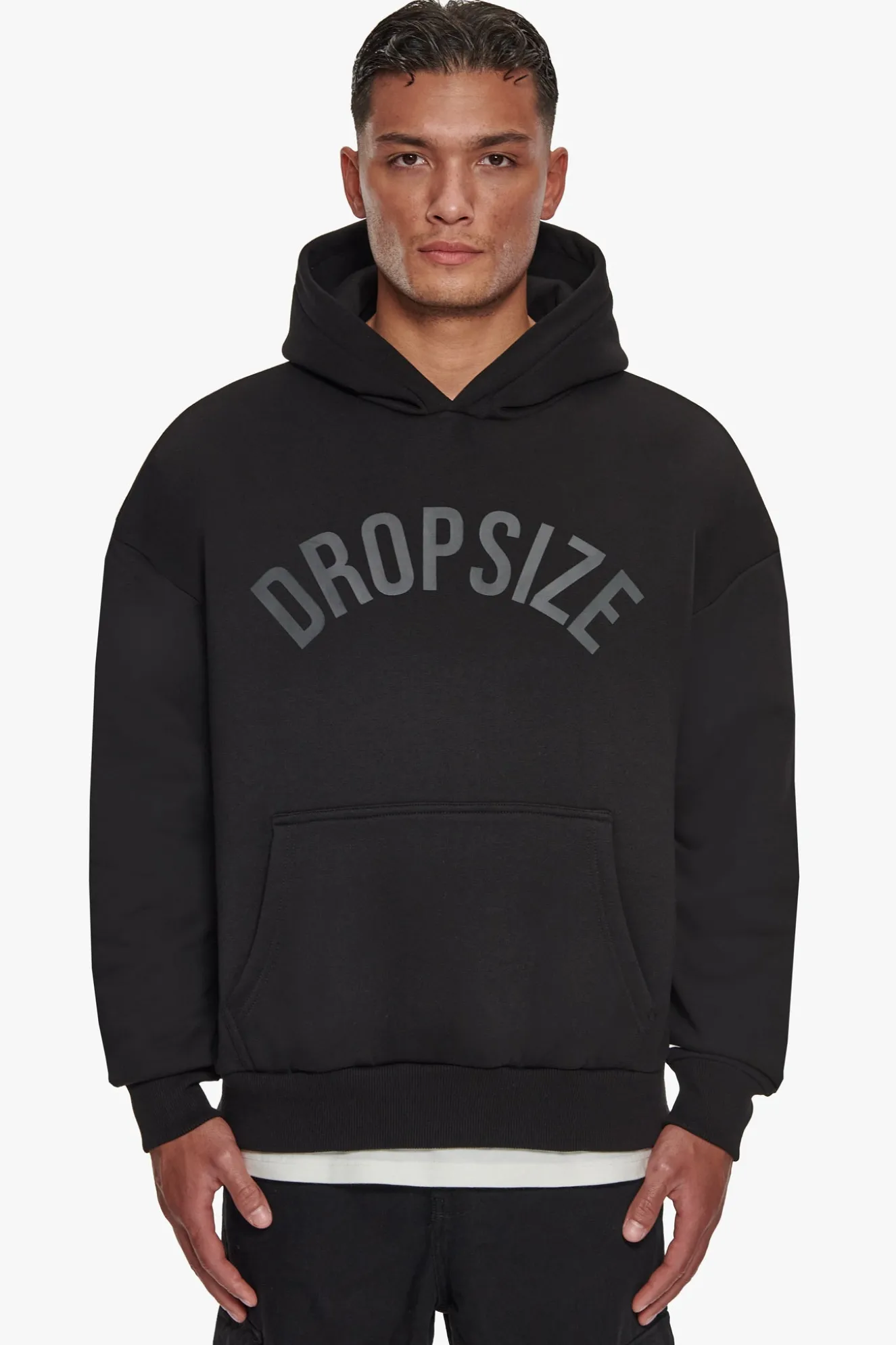 HEAVY OVERSIZE CURVED HOODIE BLACK