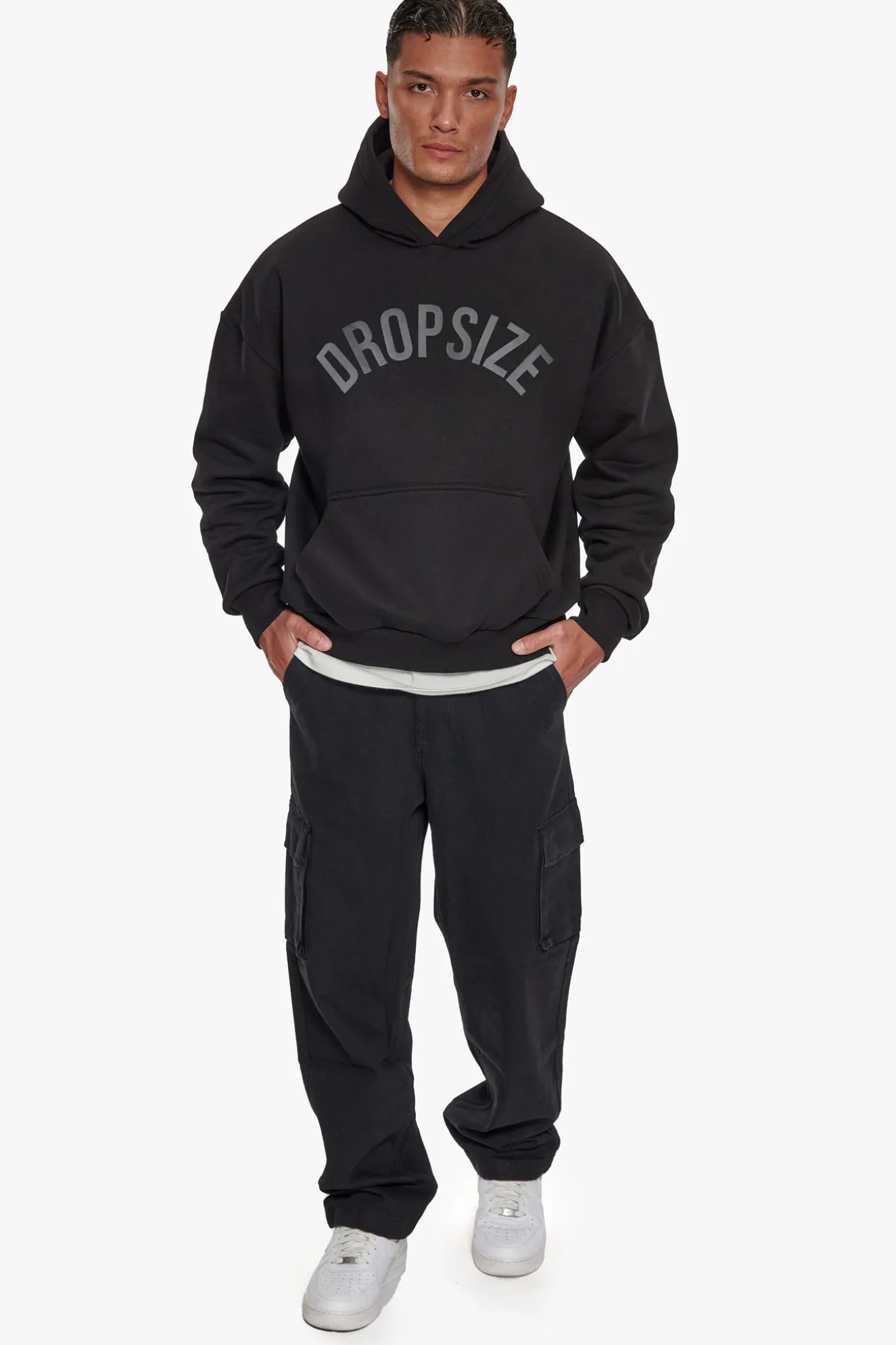 HEAVY OVERSIZE CURVED HOODIE BLACK