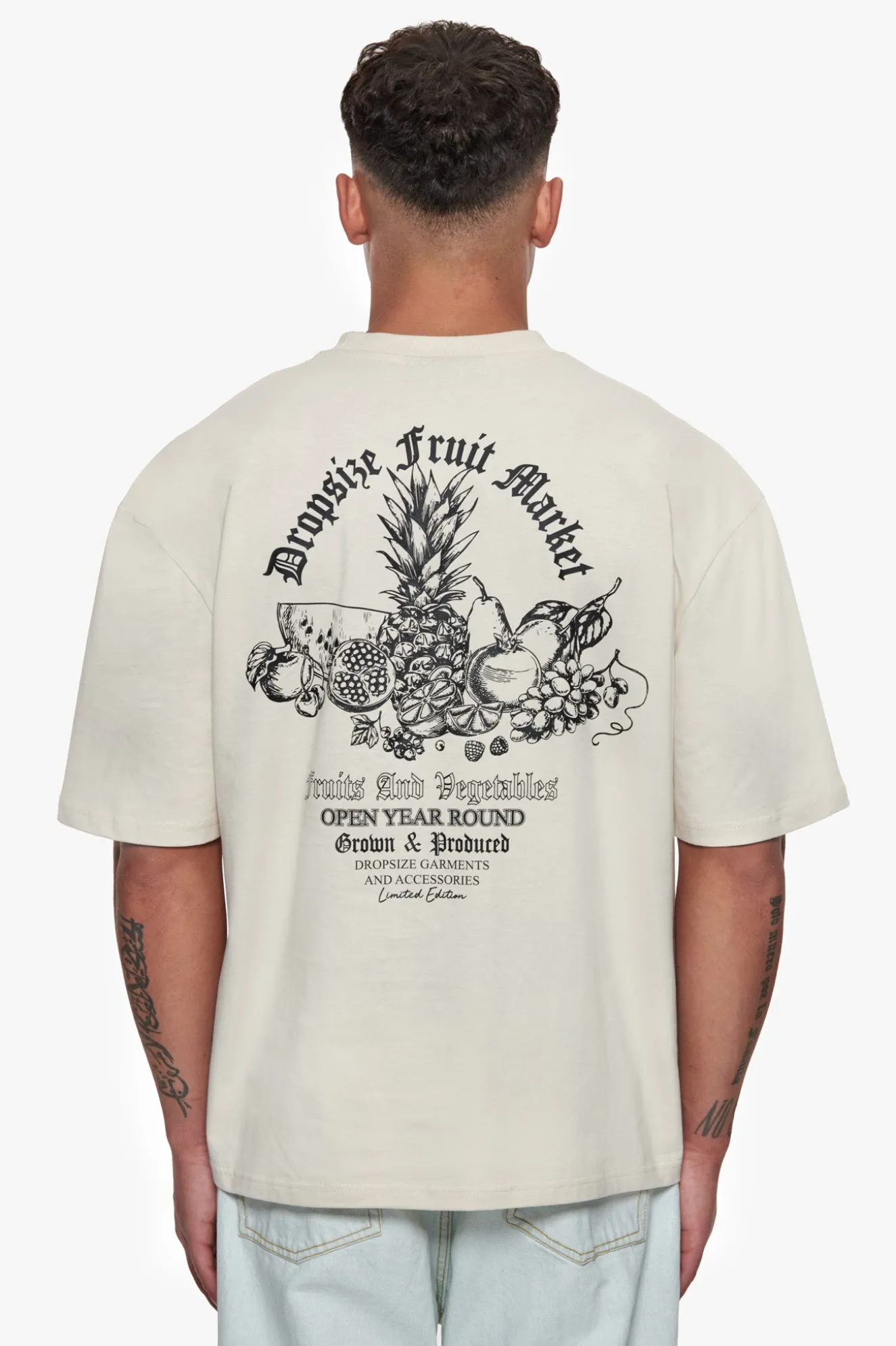 HEAVY OVERSIZE FRUIT MARKET T-SHIRT COCONUT MILK