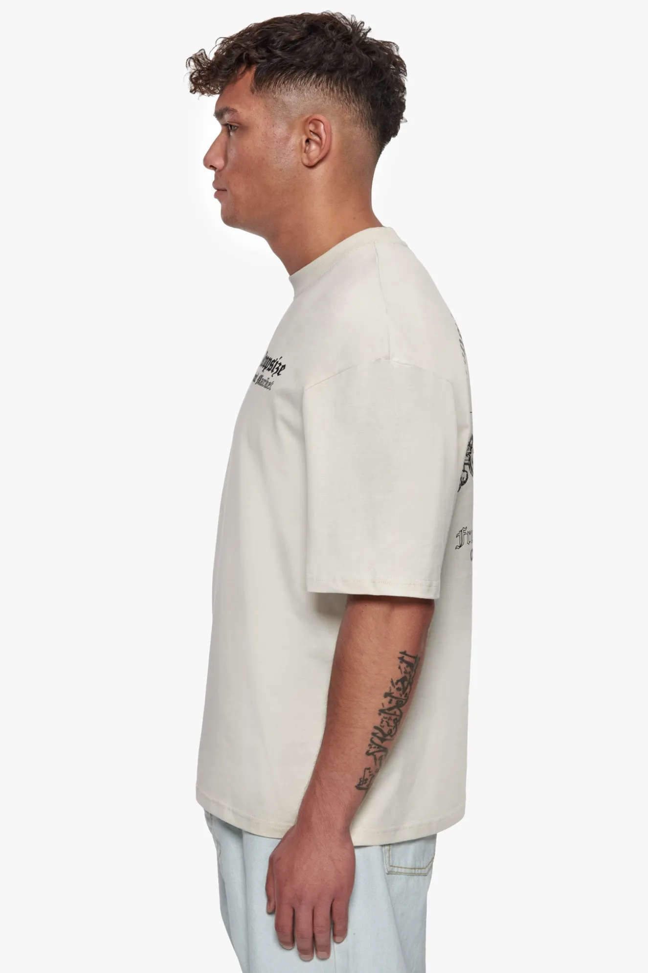 HEAVY OVERSIZE FRUIT MARKET T-SHIRT COCONUT MILK