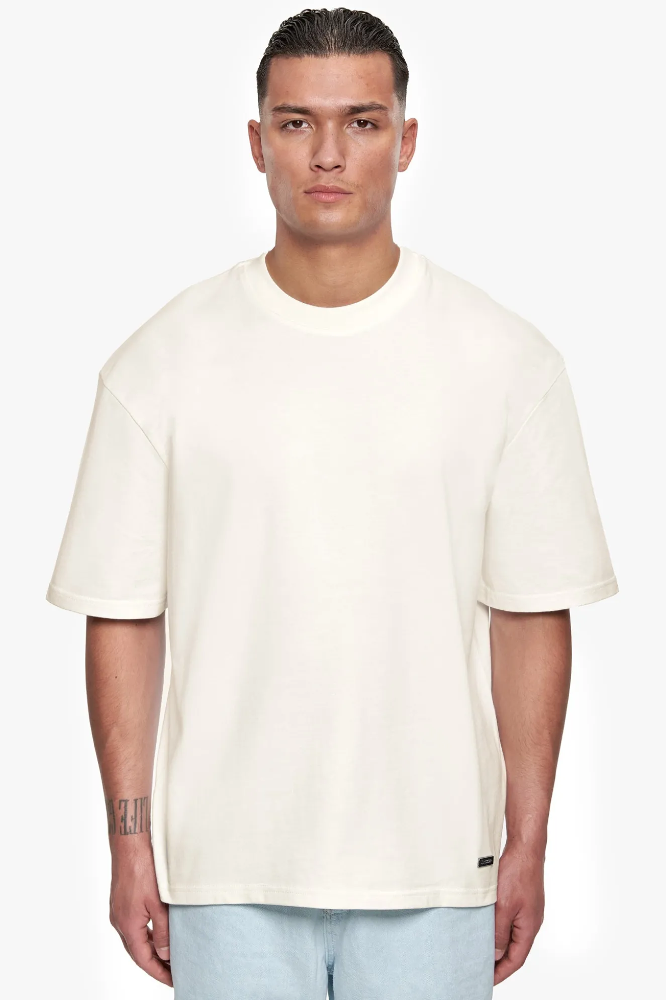 HEAVY OVERSIZE METAL PATCH BASIC T-SHIRT CREAM
