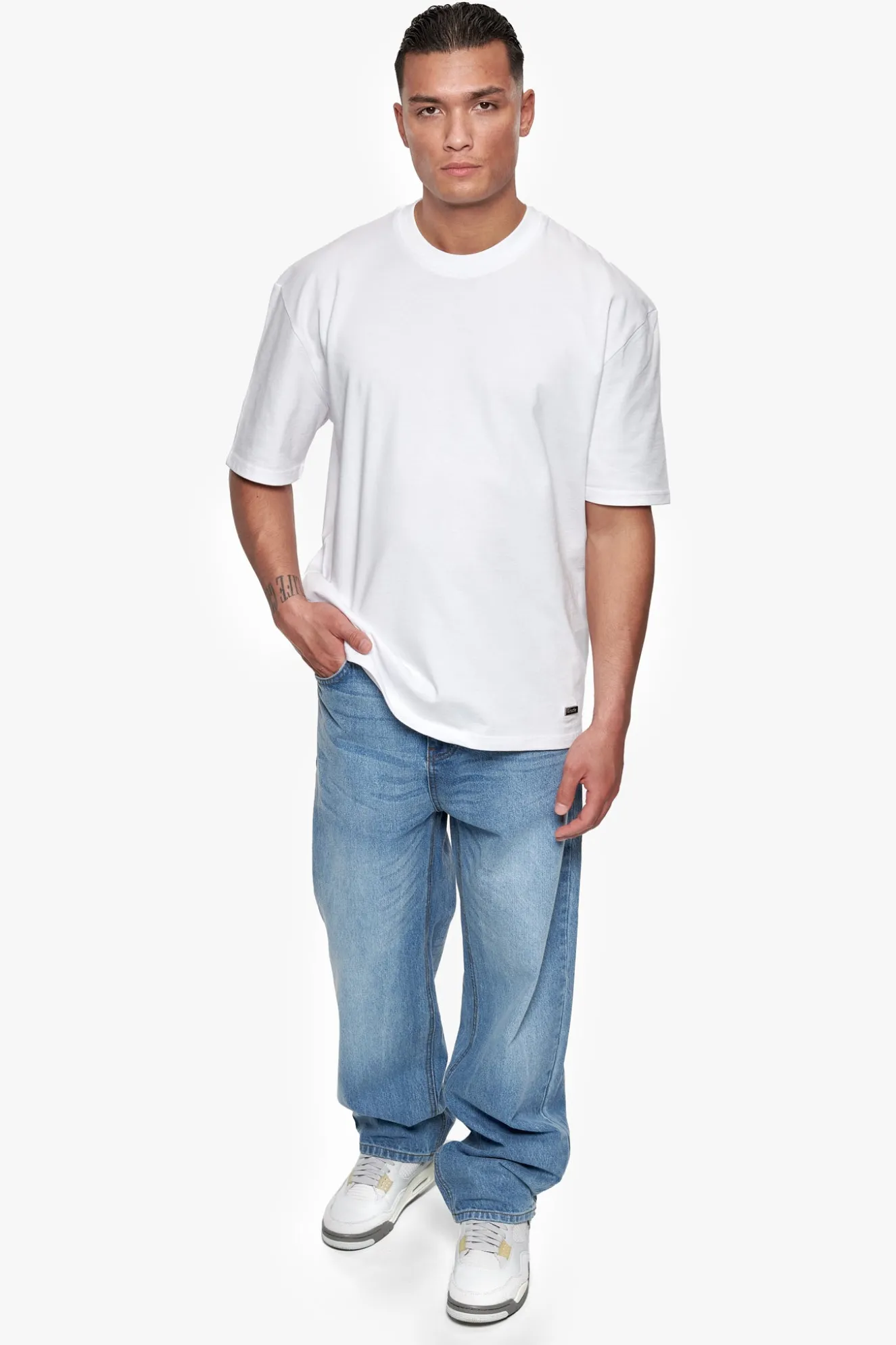 HEAVY OVERSIZE METAL PATCH BASIC T-SHIRT WHITE