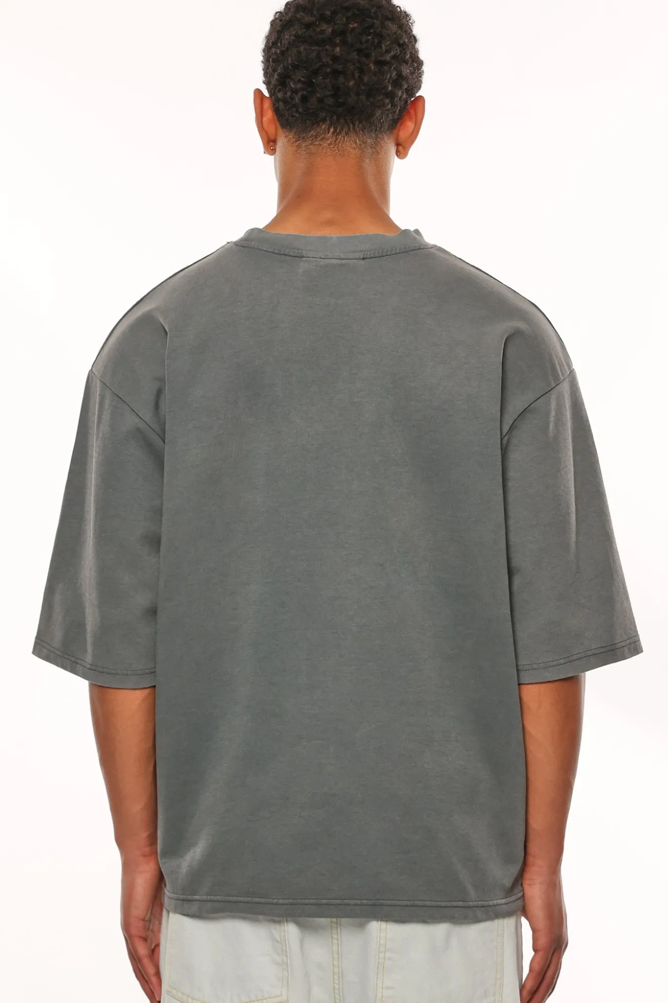 HEAVY OVERSIZE SILK EMBO T-SHIRT WASHED GREY
