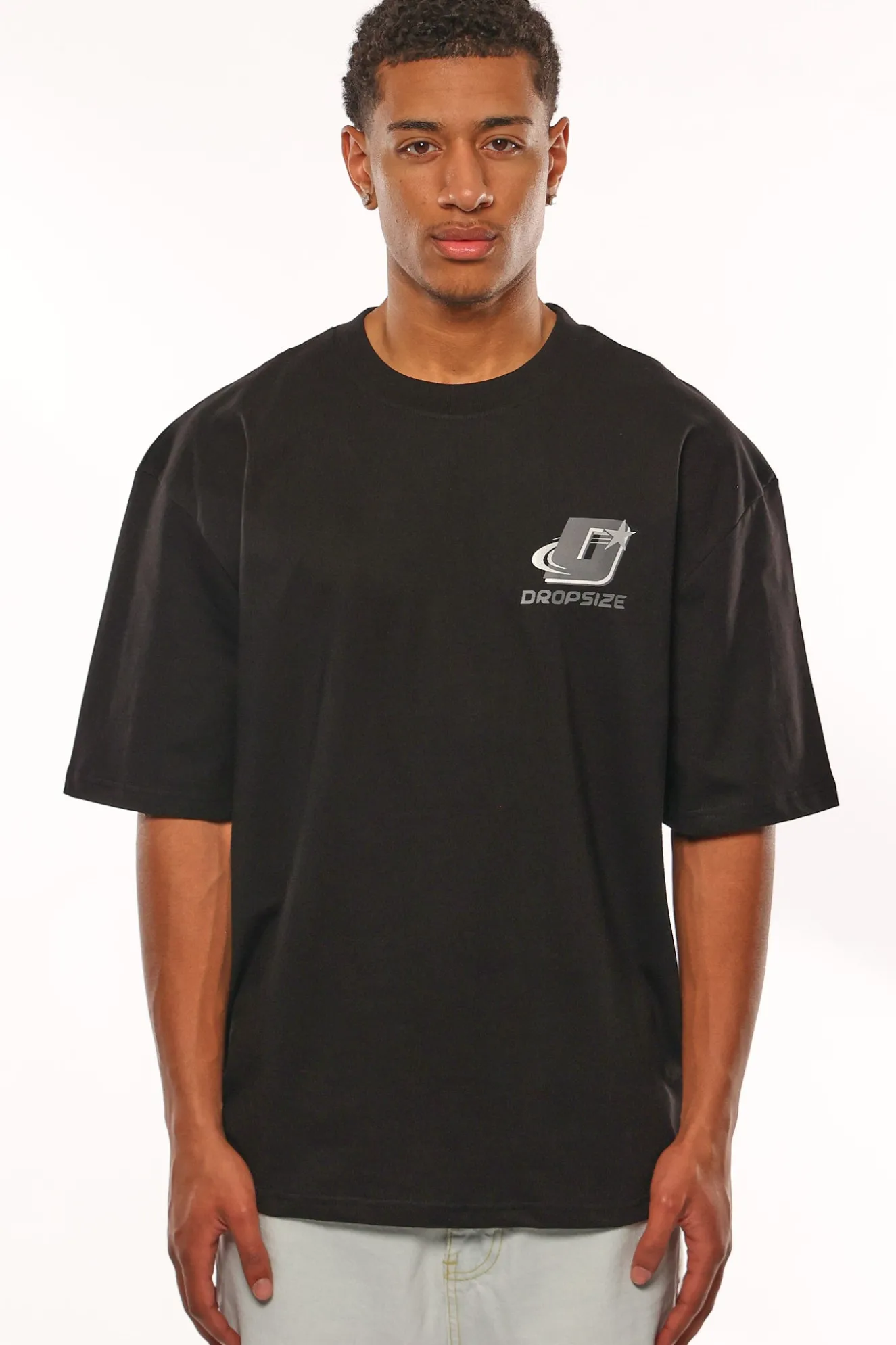 HEAVY OVERSIZE STAR LOGO T-SHIRT BLACK