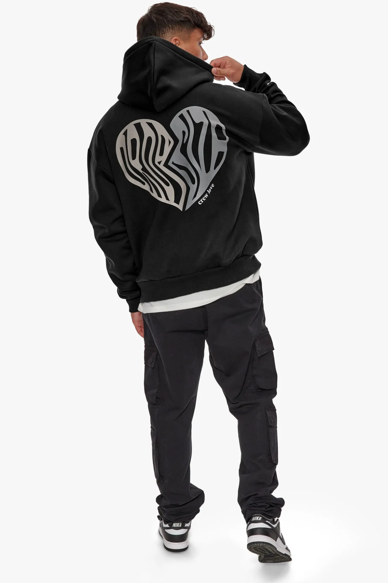 HEAVY OVERSIZED BROKEN HEART HOODIE WASHED BLACK