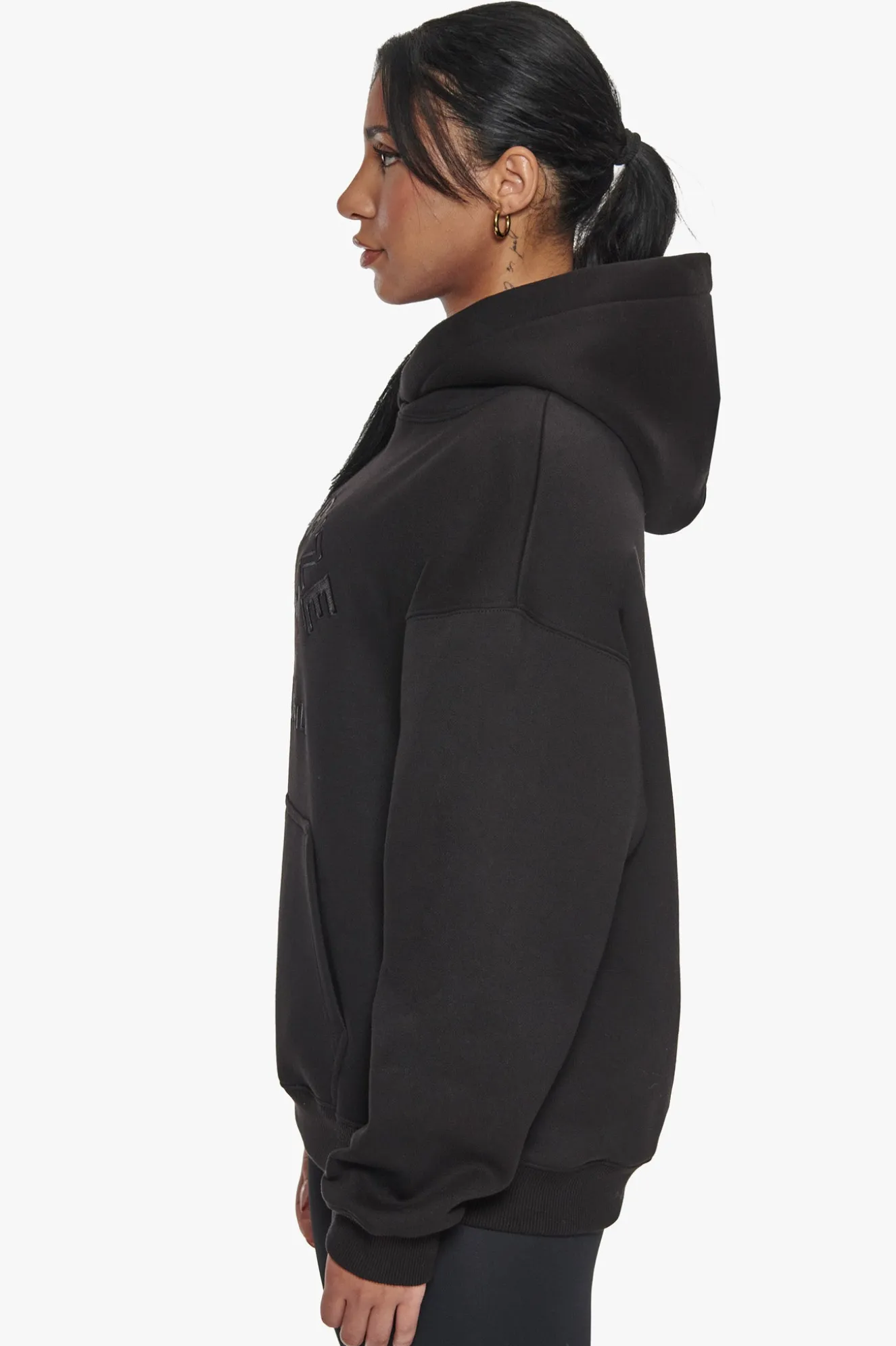 PRAY LOVE HUSTLE EMBO HOODIE BLACK