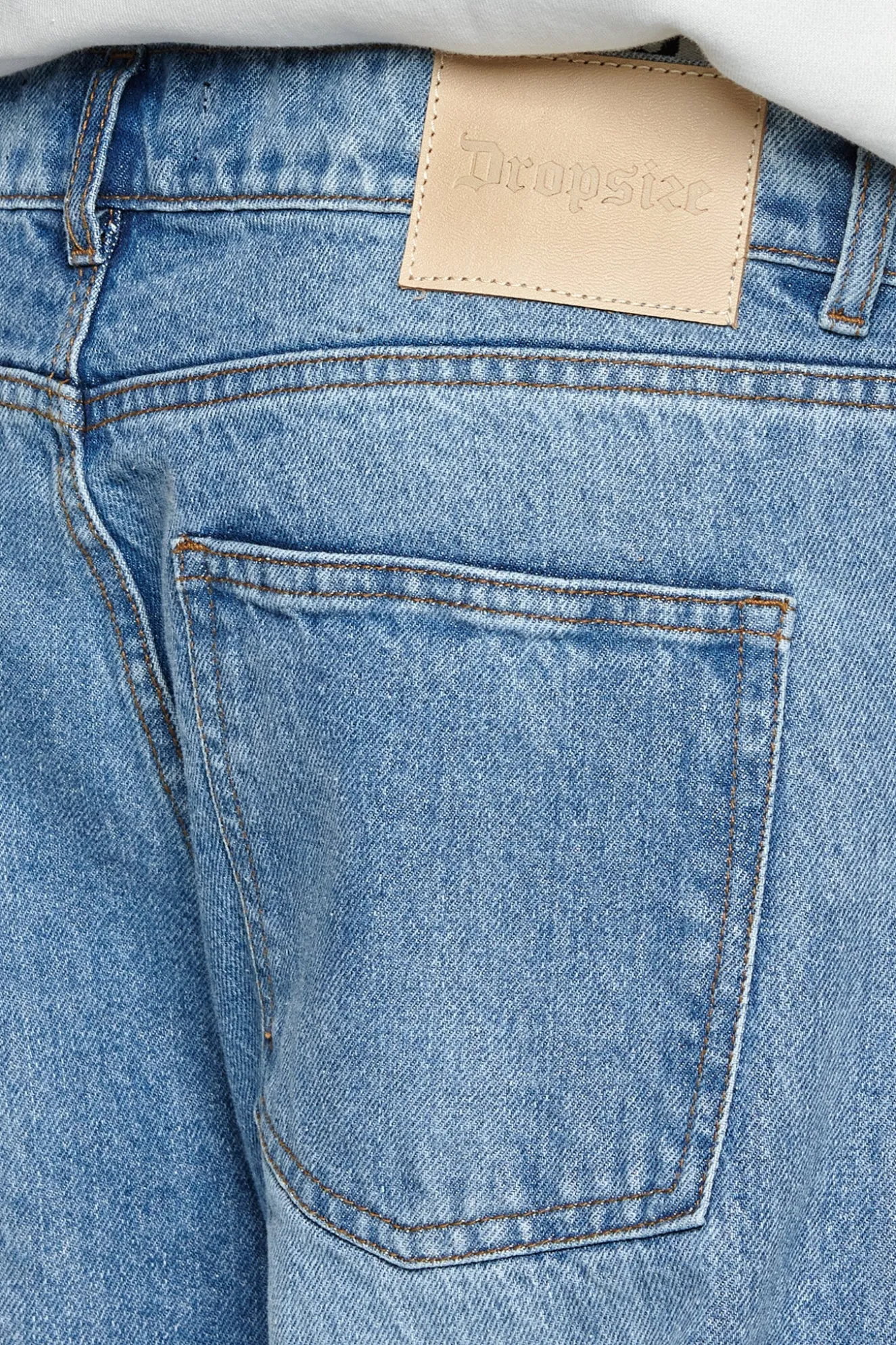 V4 LOOSE FIT JEANS LIGHT MID BLUE