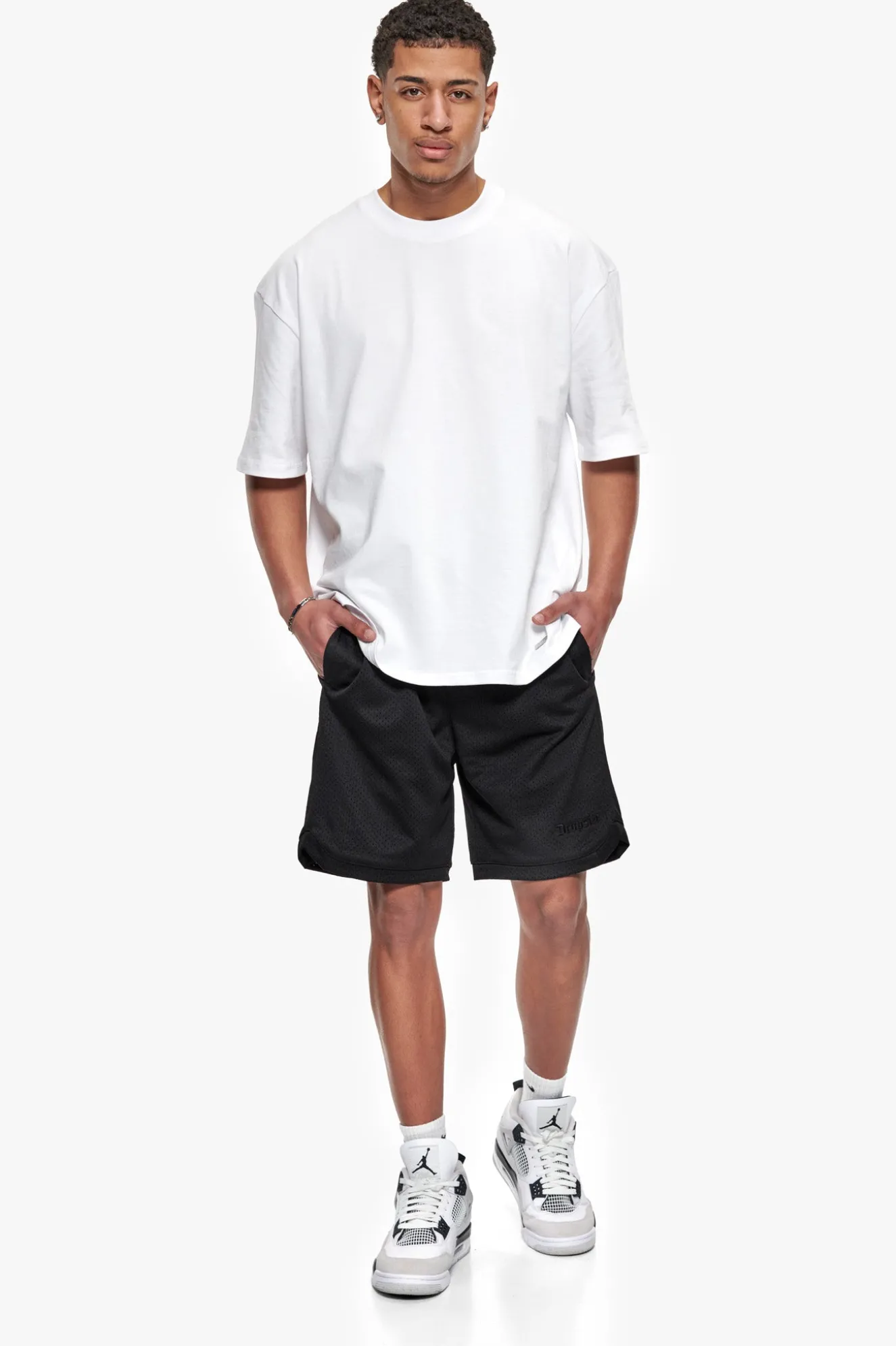 V2 MESH SHORT BLACK