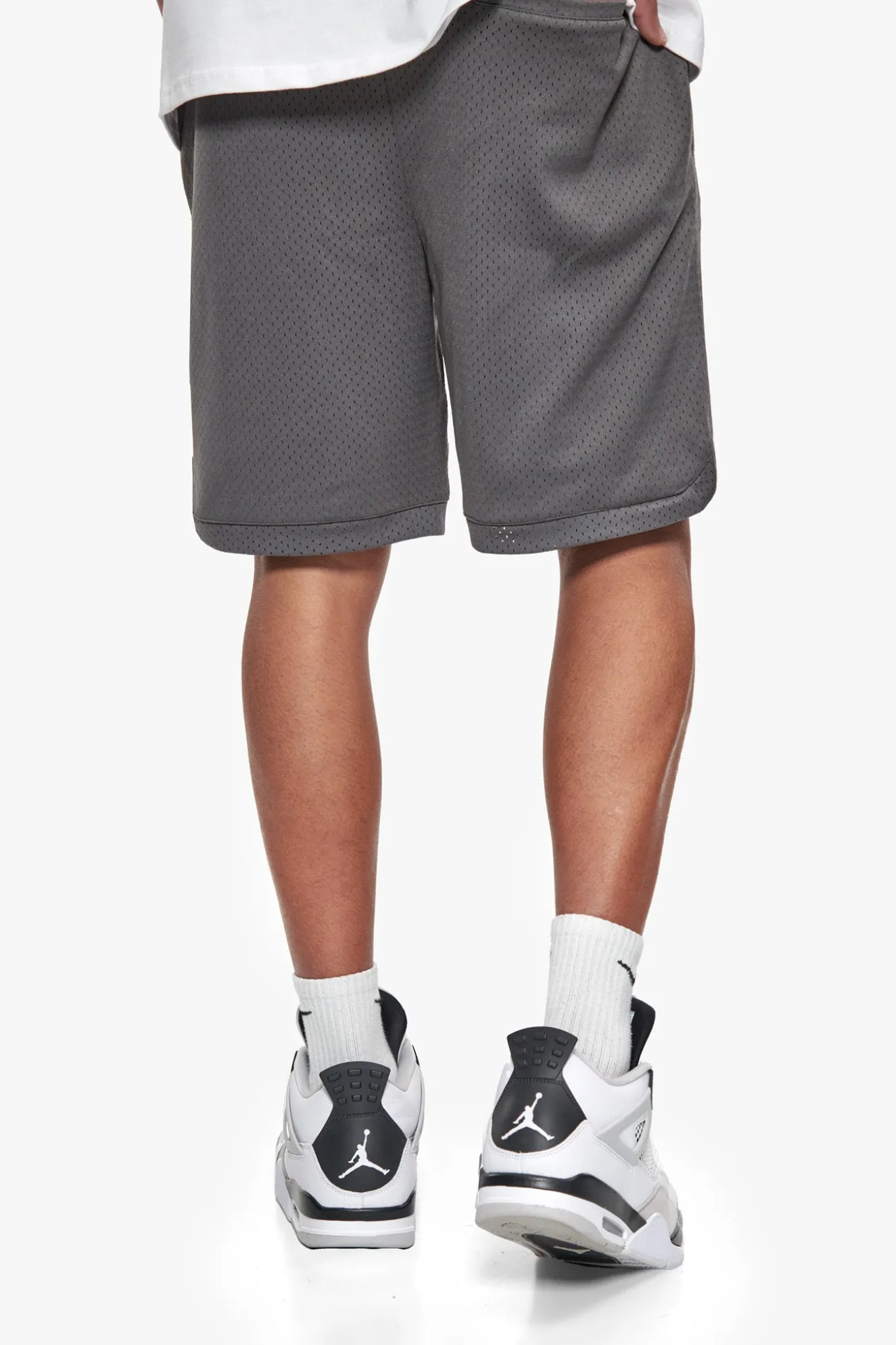 V2 MESH SHORT STEEL GREY