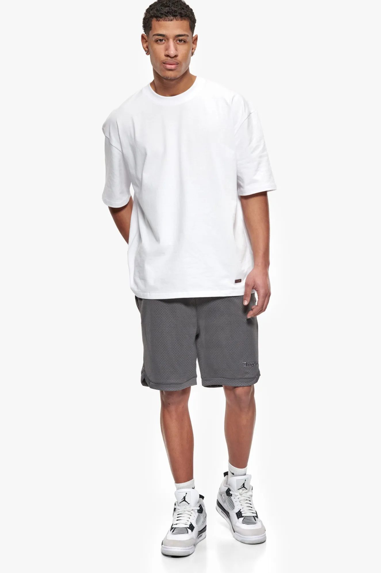 V2 MESH SHORT STEEL GREY